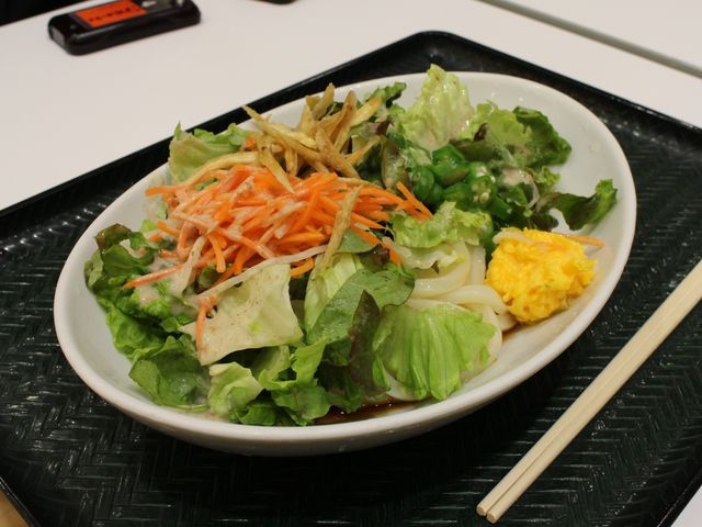 ふわたまサラダうどん_はなまるうどん イオン旭川西ショッピングセンター店