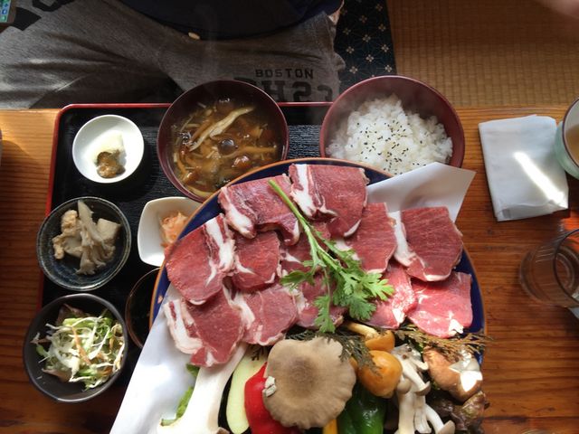 友人の、鹿肉の焼肉セット_仙人小屋