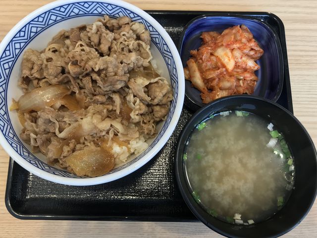 しかもセットで頼みました。_吉野家 45号線仙台日の出町店