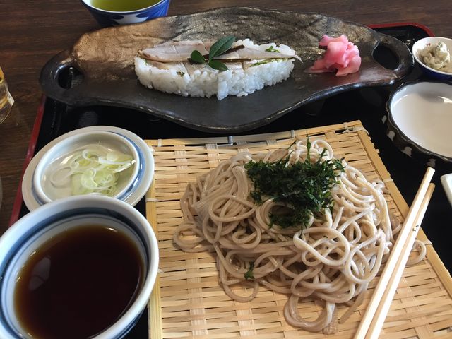 蕎麦に味寿司にサザエの壷焼きセット_普論洞