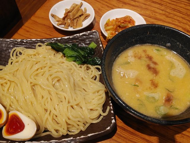 大盛は麺がたっぷり_あらうま堂 JR大阪駅桜橋口店