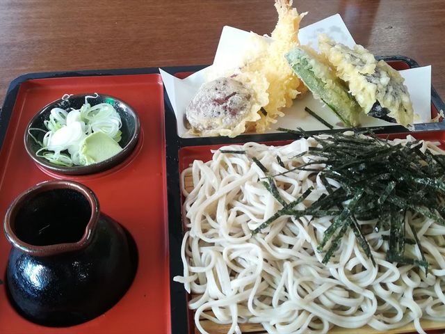 天ざる蕎麦_緒川物産センターかざぐるま
