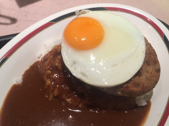 ハンバーグカレーです。_カレーショップアルプス