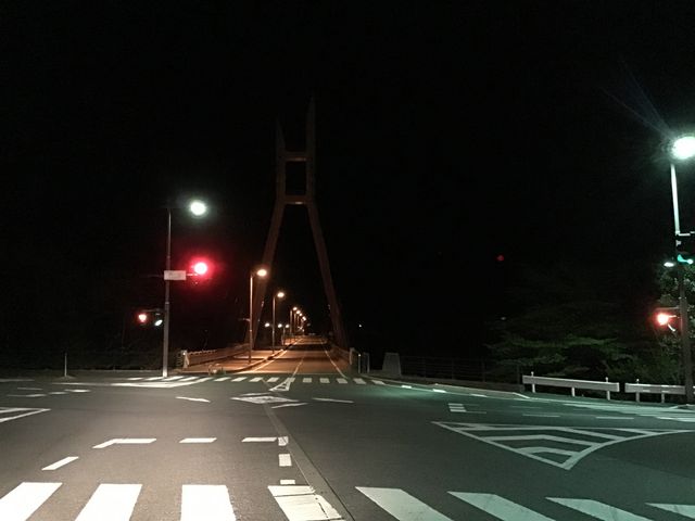 昼間は綺麗です。_諏訪峡大橋