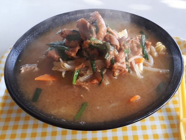 ホルモンラーメン_青龍軒