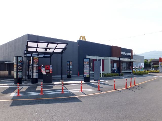 新しいデザインの店舗です。_マクドナルド24号五條店