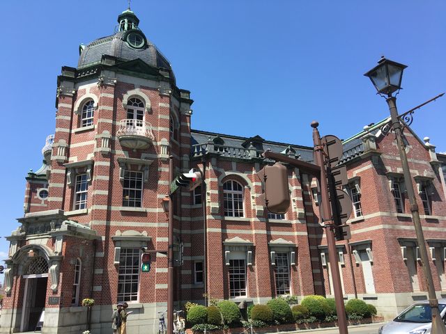 とてもお洒落_岩手銀行中ノ橋支店