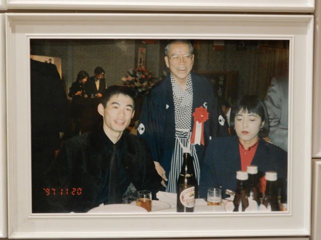 若い頃のイチロー_いなみ木彫りの里創遊館