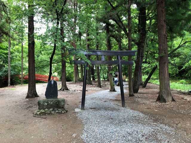 下社春宮浮島社2(鳥居と参道)_諏訪大社 下社春宮 浮島社