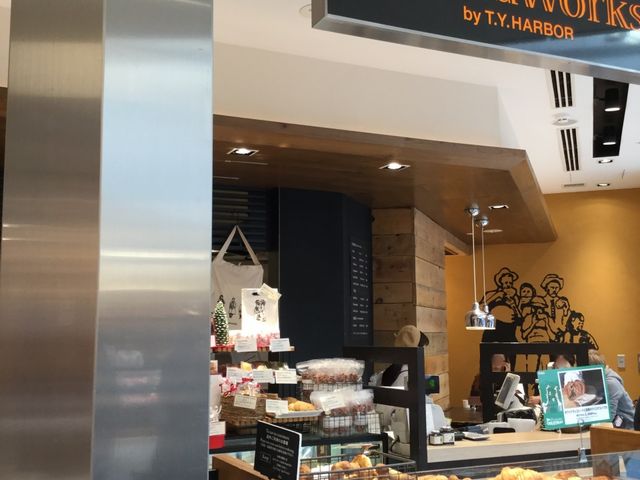 店舗外観_ブレッドワークス品川エキュート店