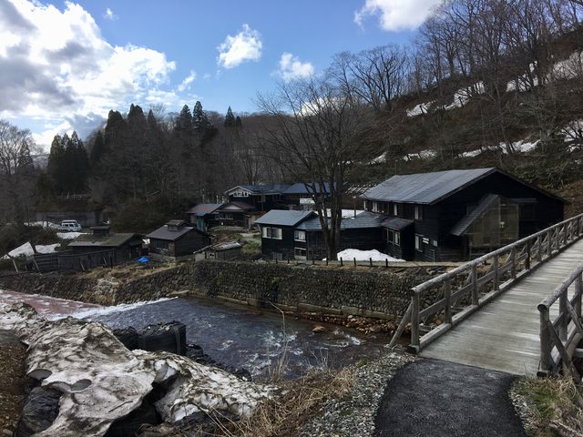 孫六温泉。自然に囲まれていて秘湯感満載でした。_孫六温泉