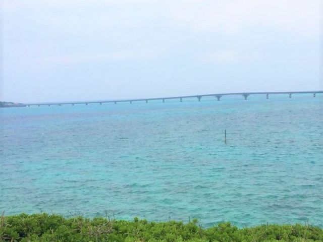 池間大橋を望む_西平安名崎