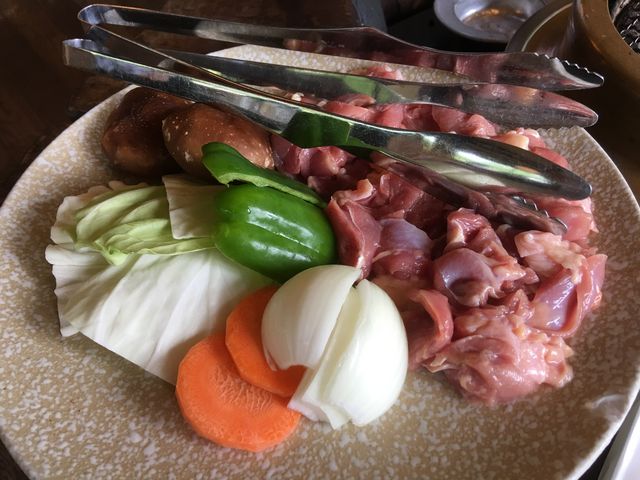 地鶏炭火焼き定食のお肉(2人前)_地鶏・炭火焼 塚原の里
