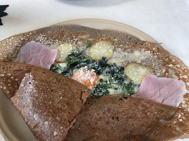 ランチのガレット_HAPPAYA