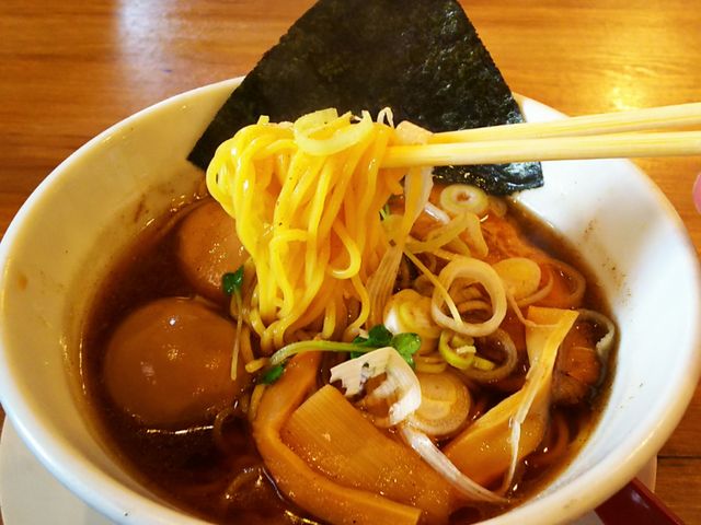 麺持ち上げ(麺リフト) ramen lift._麺屋 川崎商店