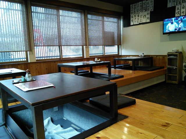 店内_魚平食堂