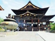 雷ちゃんさんの善光寺本堂の投稿写真2