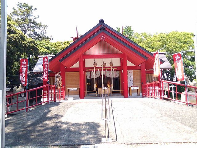 拝殿_美濃輪稲荷神社