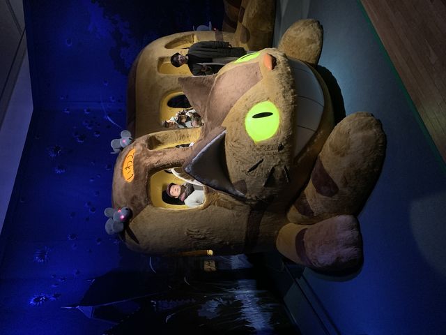 ネコバス_岩手県立美術館