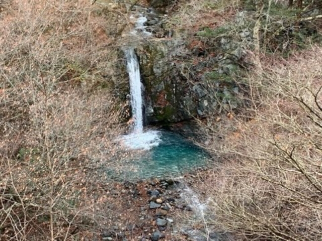 小泉の滝