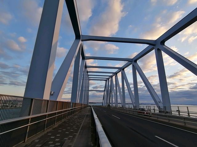 初日の出の東京ゲートブリッジは朝6時から歩けます_東京ゲートブリッジ
