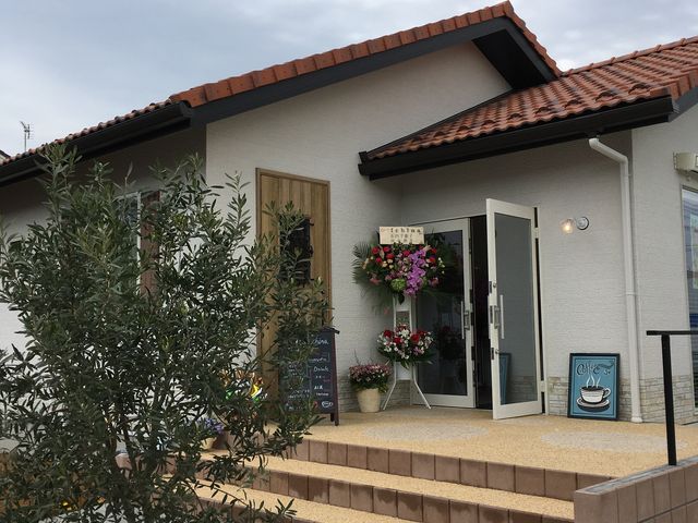可愛らしい建物でした 鷹野にあるD2の近く_Ichina Farm
