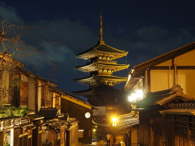 存在感抜群です_法観寺(八坂の塔)