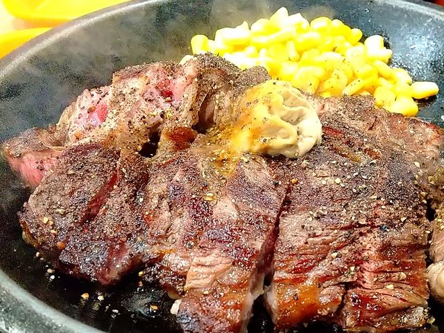 肉グルメ、肉ランチ、肉々しい、肉を食う。_いきなりステーキ越谷レイクタウン店