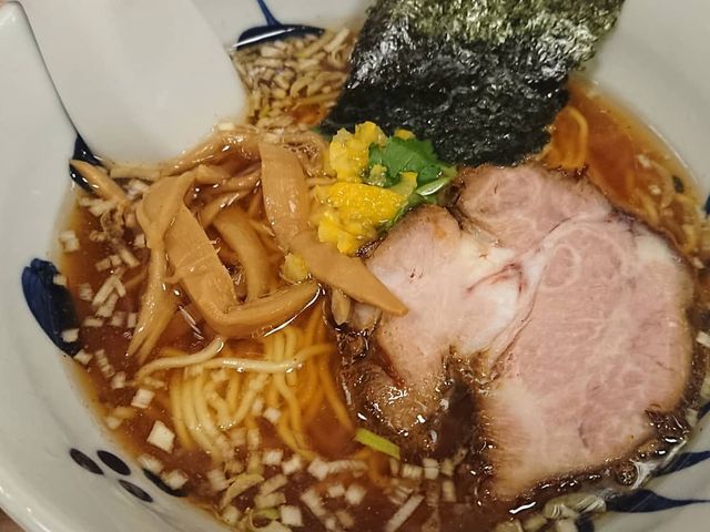 美味しい和風醤油ラーメン_与ろゐ屋