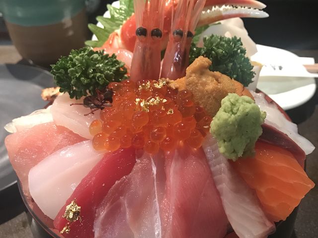 こちらがおすすめの海鮮丼_山さん寿司本店