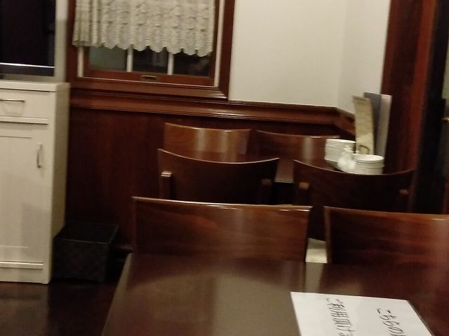 テーブル席_ロンドリーナ