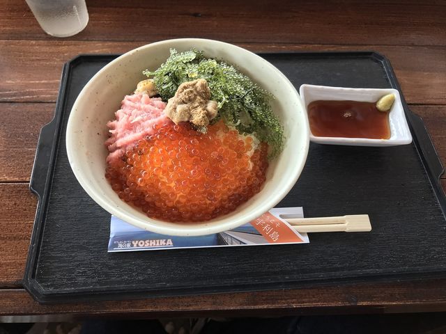 YOSHIKA四色丼_YOSHIKA