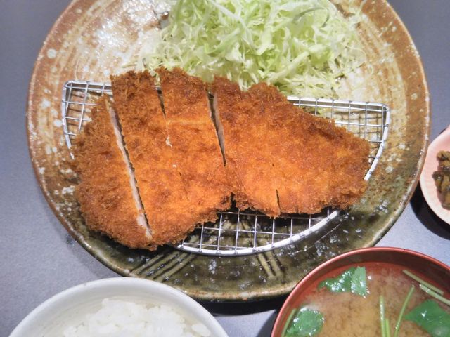 ロースかつ定食_とんかつ大町南光台店