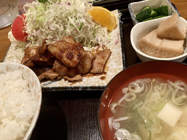 生姜焼き定食800円_みやこやとんかつ店
