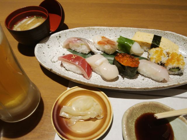 セットの「十和田」です。高齢者にはこういう小ぶりのお寿司が有難いです。_鮨処 あすか 新町店