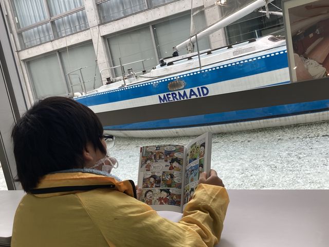 貝にまつわる本の閲覧もあり_西宮市貝類館