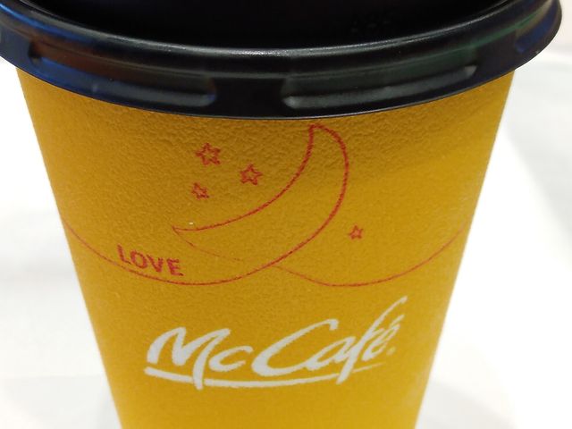 カフェ ラテS・150円_マクドナルド彦根ビバシティ店