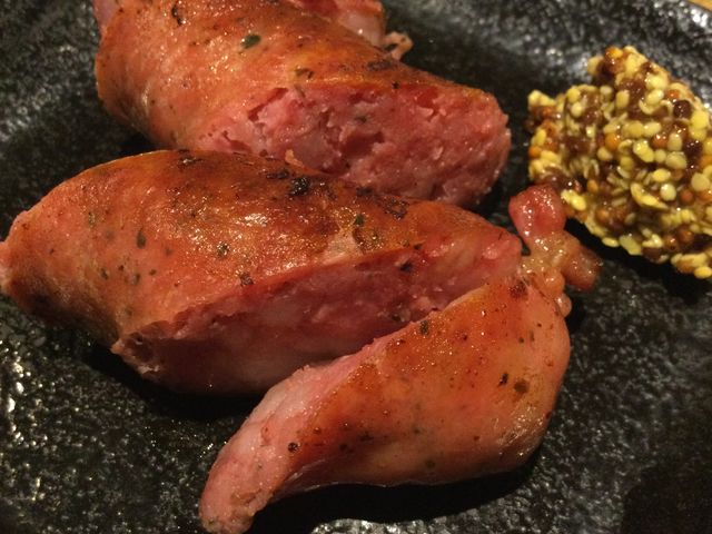 ソーセージ(しっかりとした肉質)_源ZO-NE