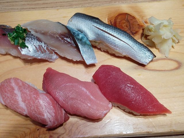 軽くつまめる_まぐろ一代 エキュート上野店
