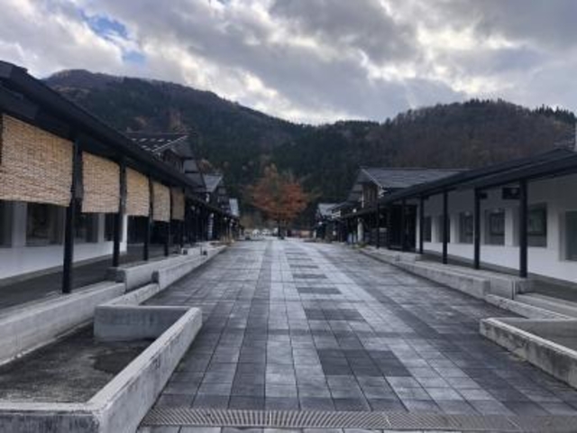 広々_津軽伝承工芸館