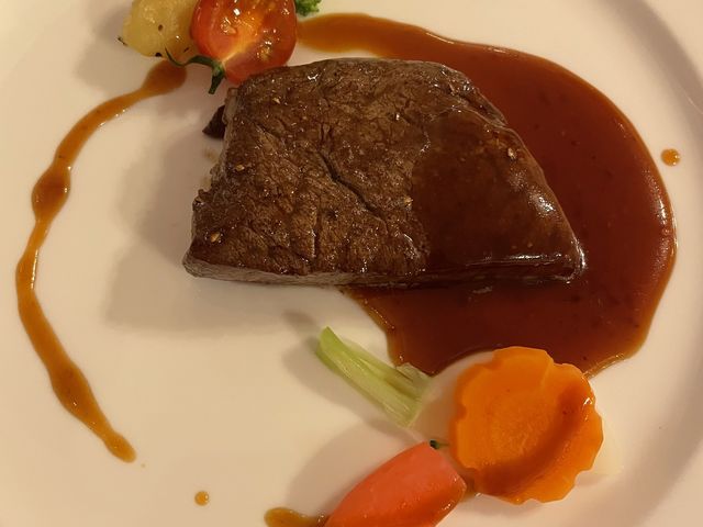 コースの肉料理_シェ・アンジュ 弘前