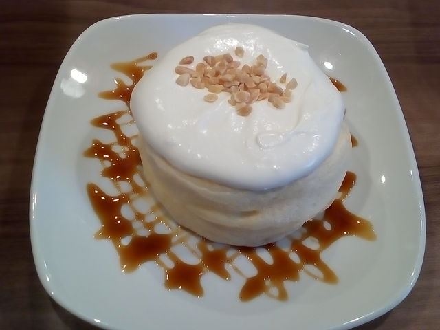 ハーフサイズのクリームパンケーキ_高倉町珈琲 宇都宮店