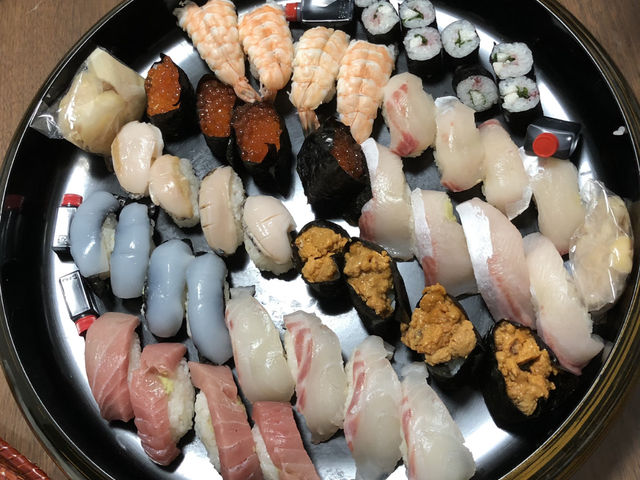 こちらは4人前です_寿司万