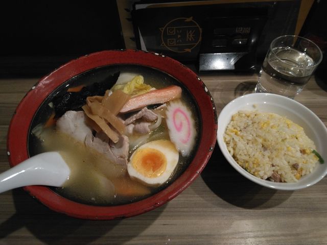 なんとも豪華なお昼でしょう。生きている喜びを感じます。_開楽 本店