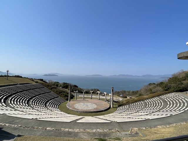 瀬戸内海をバックに。_大串自然公園