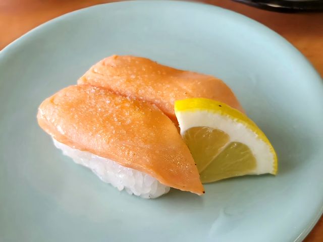 炙りも低価格で最高!!!
旨い!!!_すし王串良店