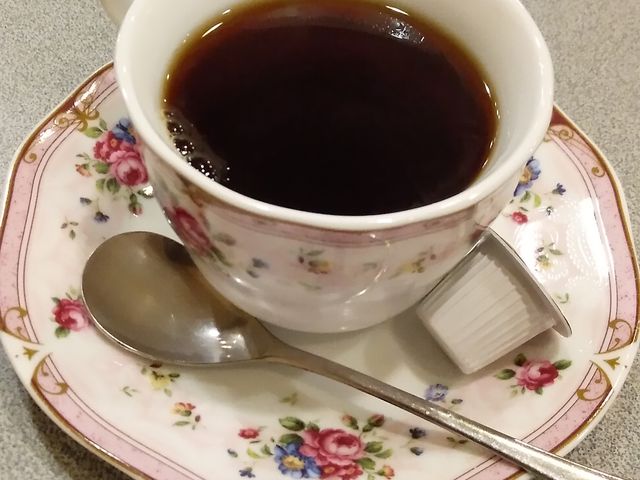 ブレンドコーヒー_喫茶サザナミ