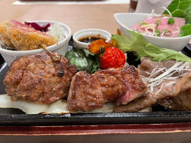 すべて常陸牛で、ミニハンバーグ・サーロインステーキ・焼肉・ローストビーフ・イチボのカツレツ_レストラン イイジマ 水戸
