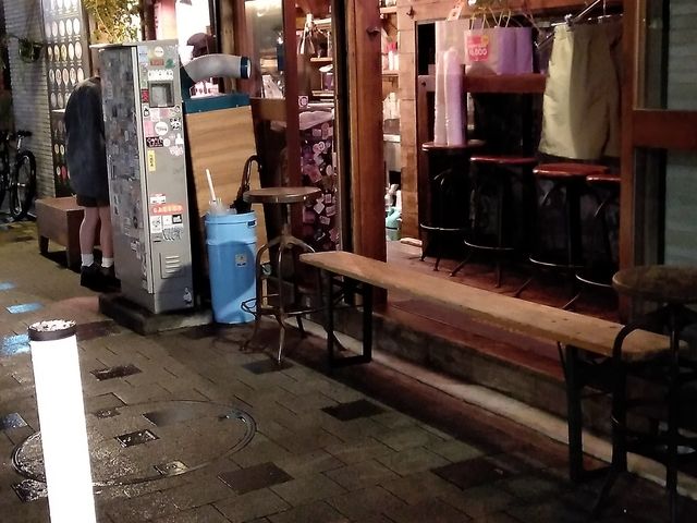 浮月楼横です_hugcoffee ハグコーヒー 紺屋町店