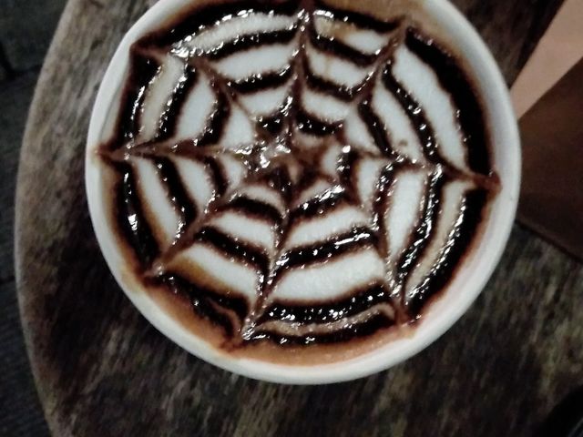 ラテアート_hugcoffee ハグコーヒー 紺屋町店